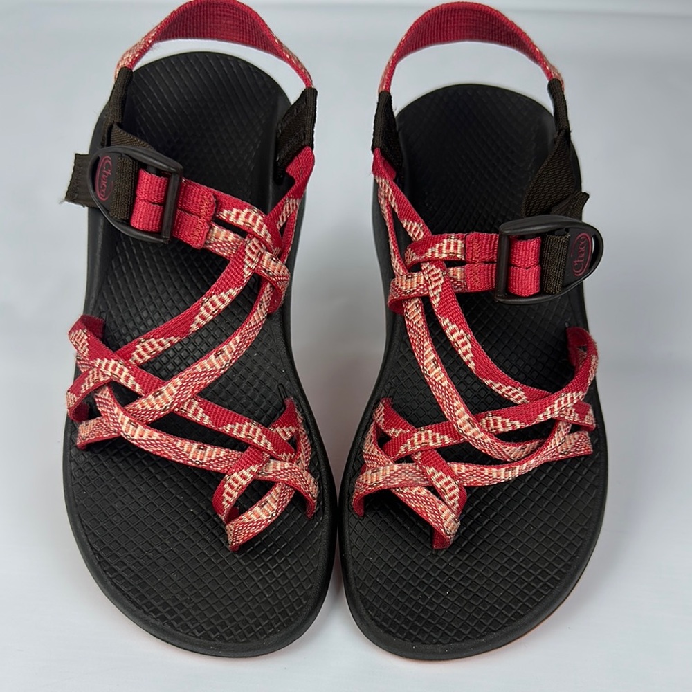 Chaco Z2 Women's Red-ish Orange, Cream & Brown Adjustable Strap Sandals. Size 8.